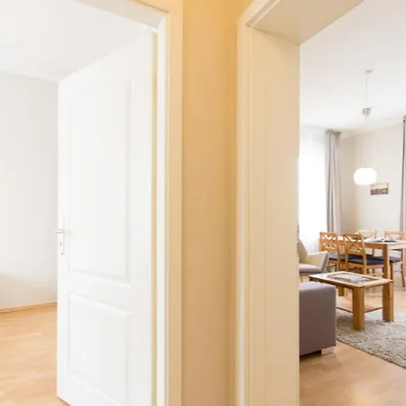 2 Seglerkoje Ρόστοκ