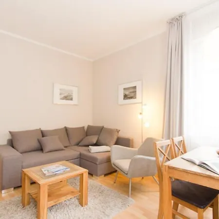 2 Seglerkoje * Rostock